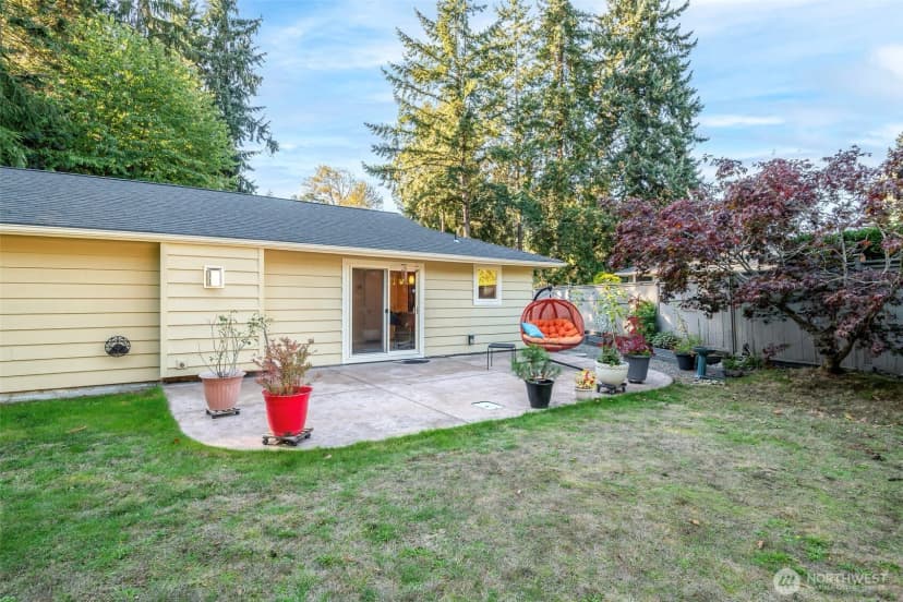 Property photo for 30402 12th Avenue Sw, Federal Way photo 23