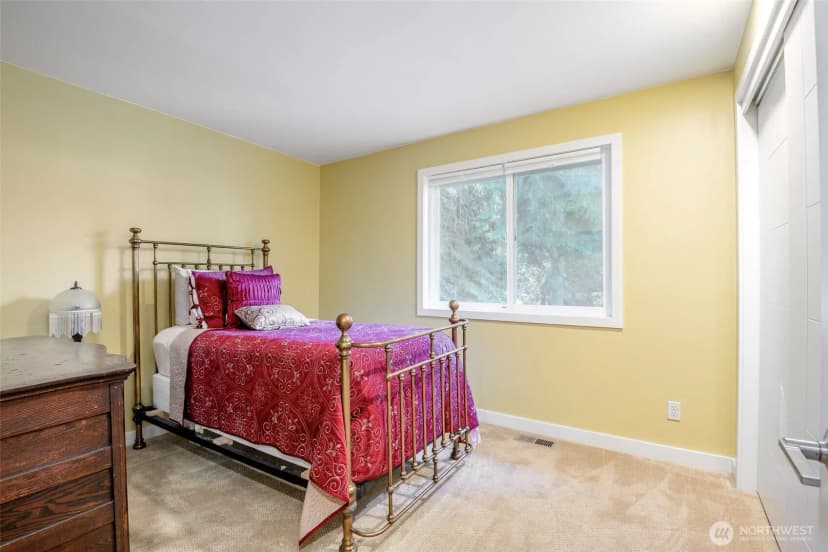 Property photo for 30402 12th Avenue Sw, Federal Way photo 20