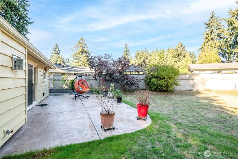 Property photo for 30402 12th Avenue Sw, Federal Way photo 25