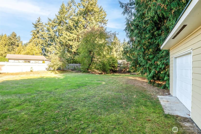 Property photo for 30402 12th Avenue Sw, Federal Way photo 27