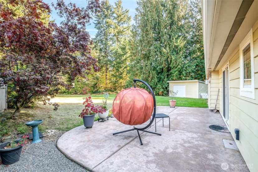 Property photo for 30402 12th Avenue Sw, Federal Way photo 22