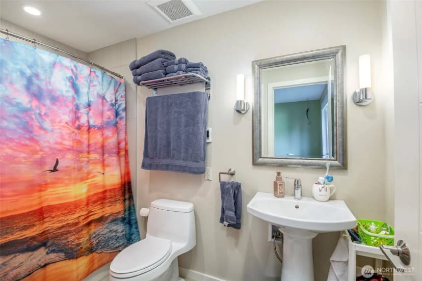 Property photo for 30402 12th Avenue Sw, Federal Way photo 18