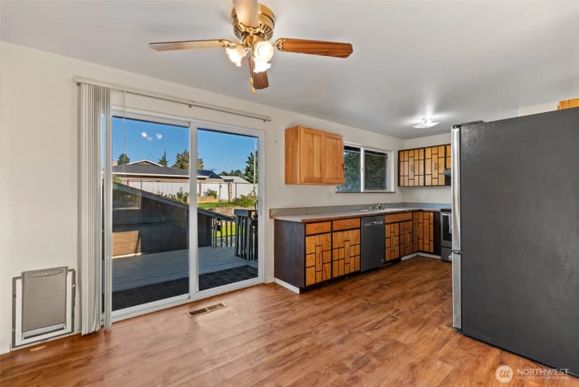 Property photo for 421 N Colorado Ave, East Wenatchee photo 17