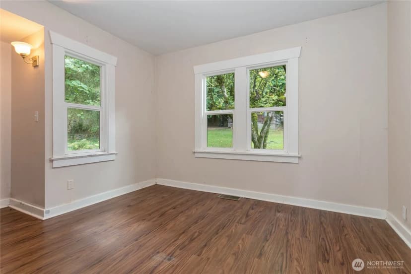 Property photo for 4640 Cable Street, Bellingham photo 15