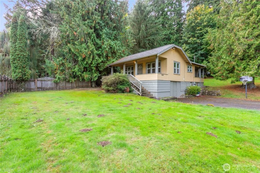 Property photo for 4640 Cable Street, Bellingham