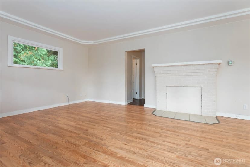 Property photo for 4640 Cable Street, Bellingham photo 8