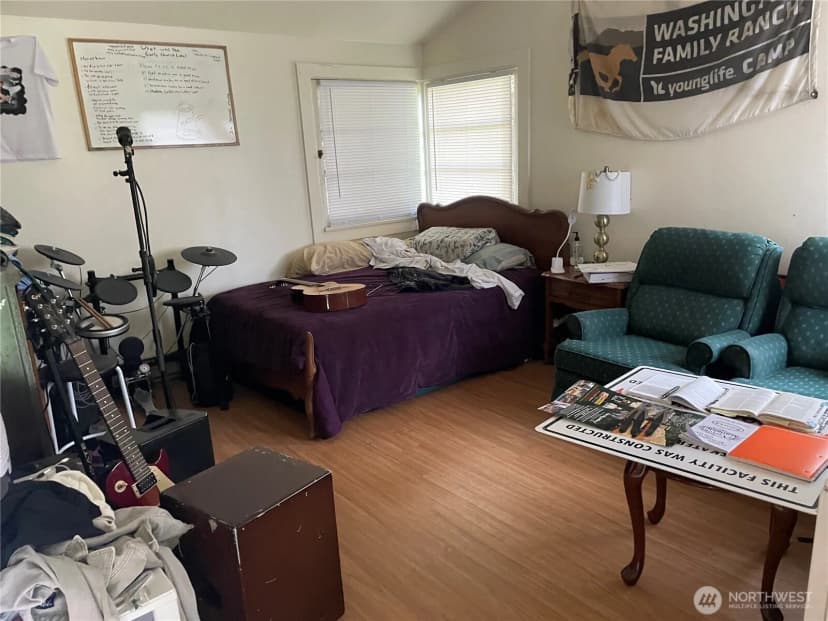 Property photo for 4640 Cable Street, Bellingham photo 24