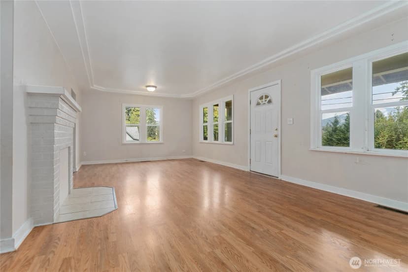 Property photo for 4640 Cable Street, Bellingham photo 6