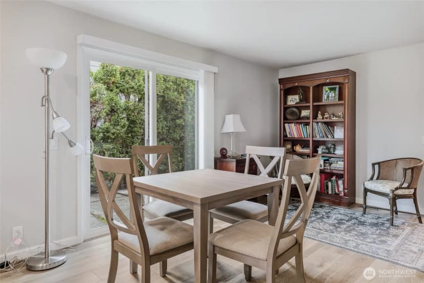 Property photo for 722 Wandering Creek Drive, Bothell photo 11