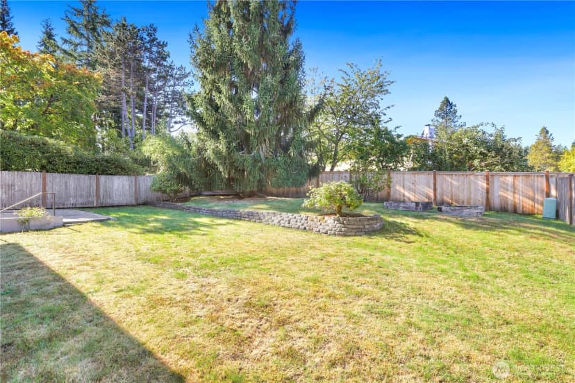 Property photo for 7523 143rd Avenue Ne, Redmond photo 34