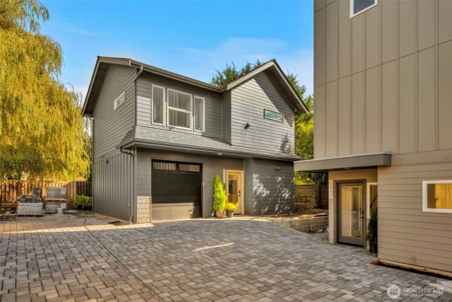 Property photo for 5638 49th Avenue Sw, Seattle