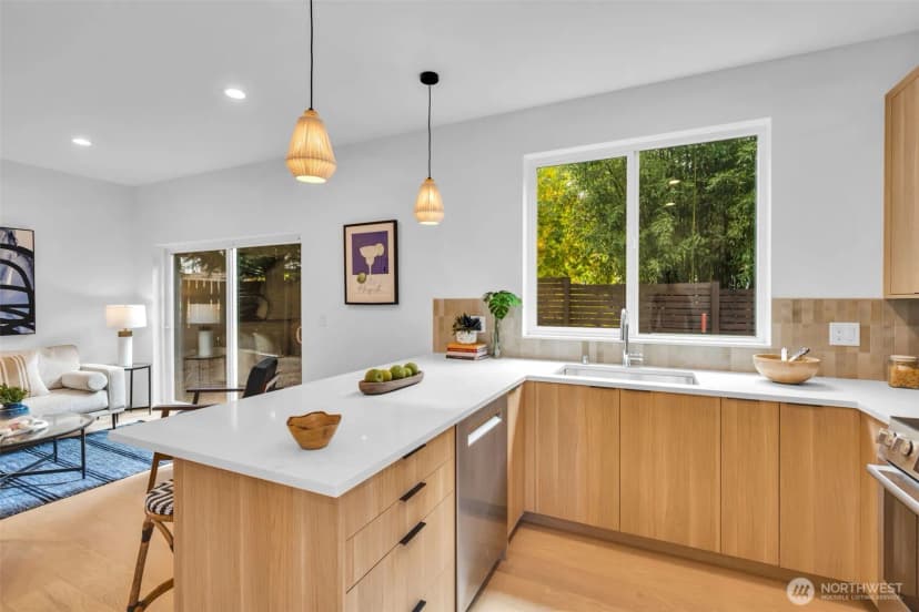 Property photo for 5638 49th Avenue Sw, Seattle photo 16