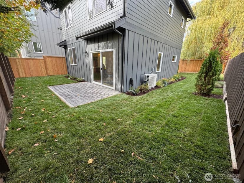 Property photo for 5638 49th Avenue Sw, Seattle photo 23