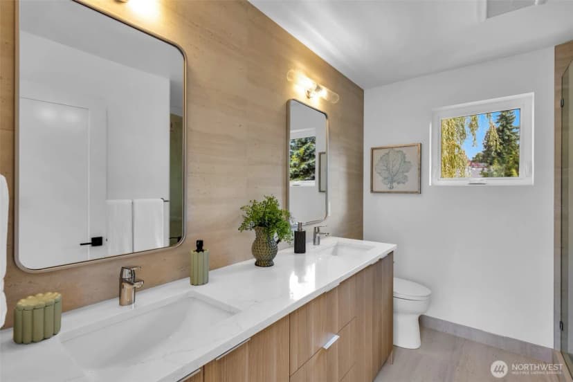 Property photo for 5638 49th Avenue Sw, Seattle photo 31