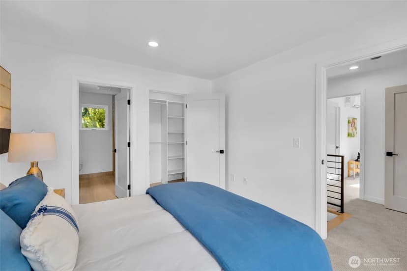 Property photo for 5638 49th Avenue Sw, Seattle photo 28