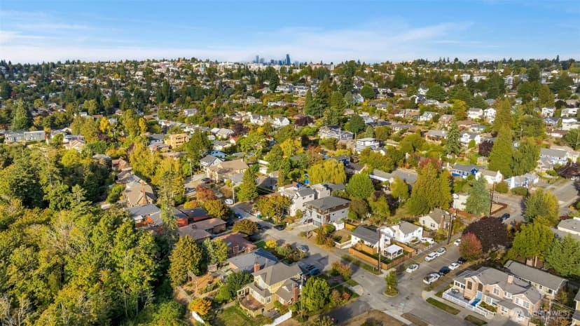 Property photo for 5638 49th Avenue Sw, Seattle photo 39