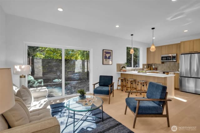 Property photo for 5638 49th Avenue Sw, Seattle photo 5
