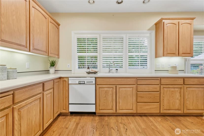 Property photo for 1428 108th Avenue Ne, Bellevue photo 25