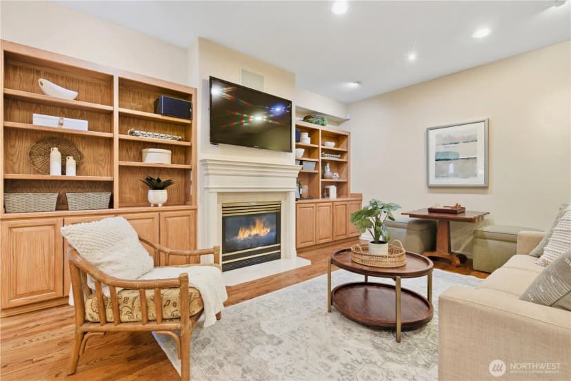 Property photo for 1428 108th Avenue Ne, Bellevue photo 30