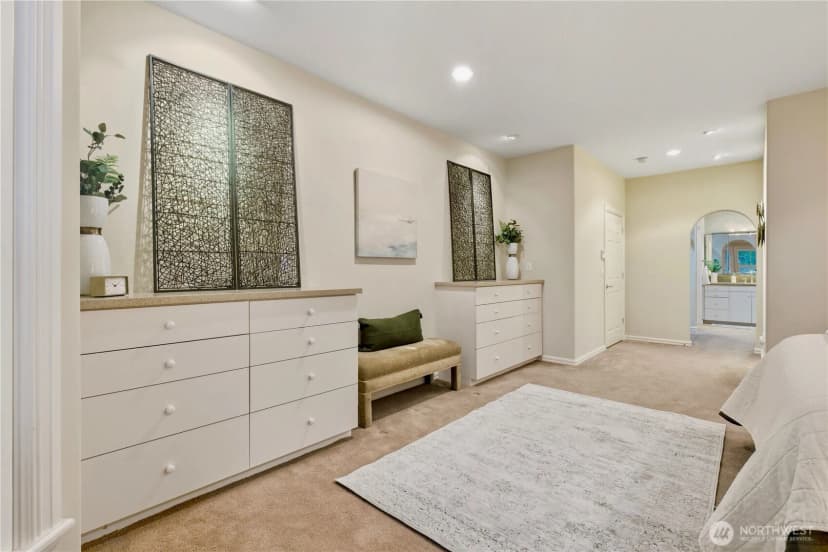 Property photo for 1428 108th Avenue Ne, Bellevue photo 14