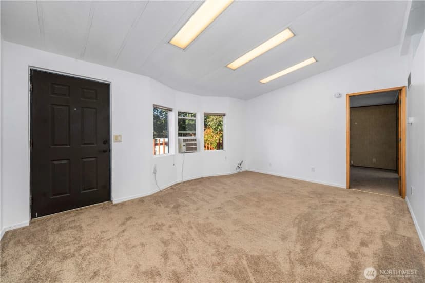 Property photo for 27226 116th Place Se, Kent photo 3
