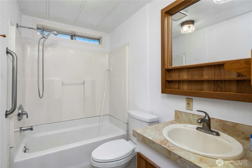 Property photo for 27226 116th Place Se, Kent photo 24