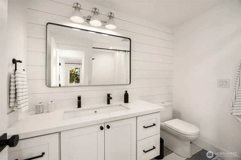 Property photo for 8902 45th Avenue Ne, Seattle photo 20
