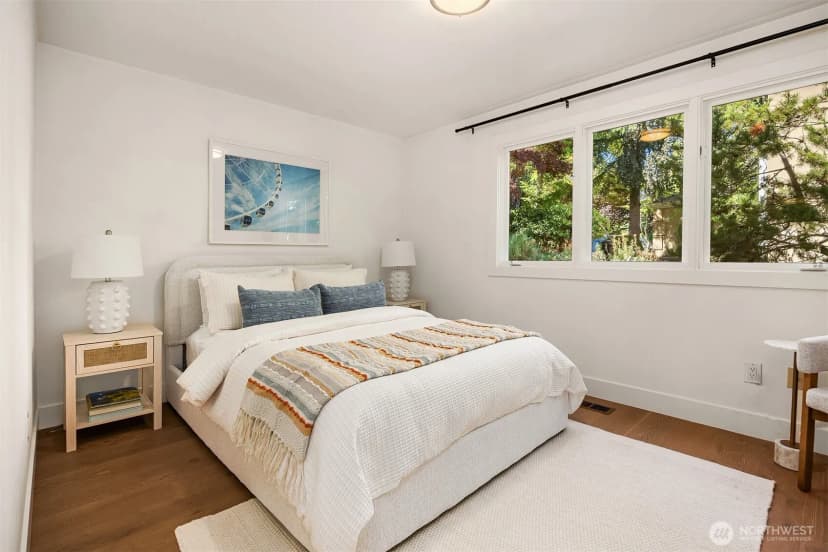 Property photo for 8902 45th Avenue Ne, Seattle photo 18