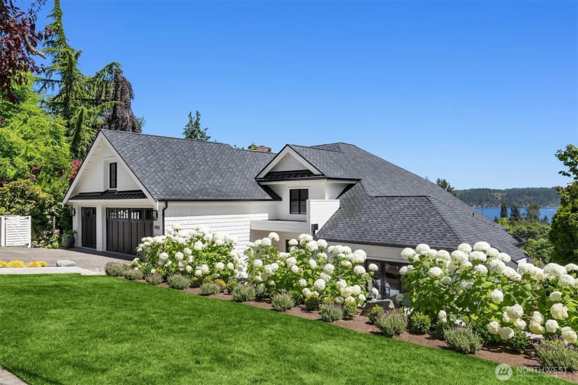 Property photo for 8902 45th Avenue Ne, Seattle