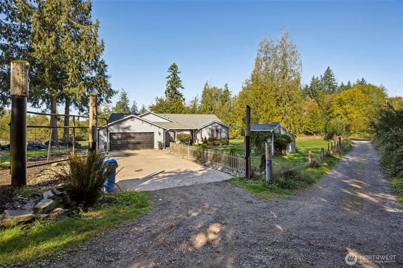 Property photo for 40706 123rd Avenue E, Eatonville photo 32
