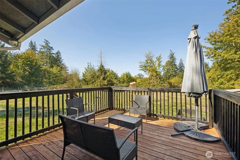 Property photo for 40706 123rd Avenue E, Eatonville photo 40