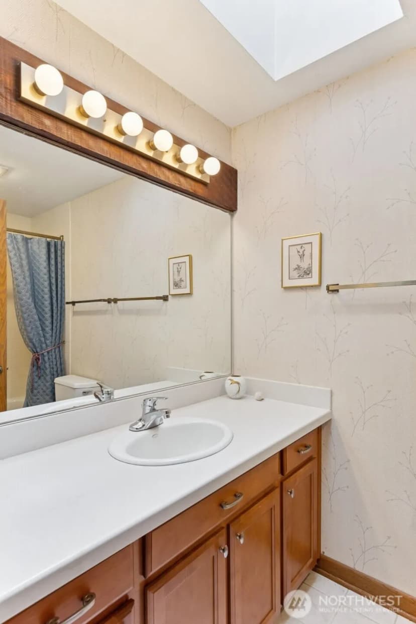 Property photo for 5019 E Mercer Way, Mercer Island photo 17