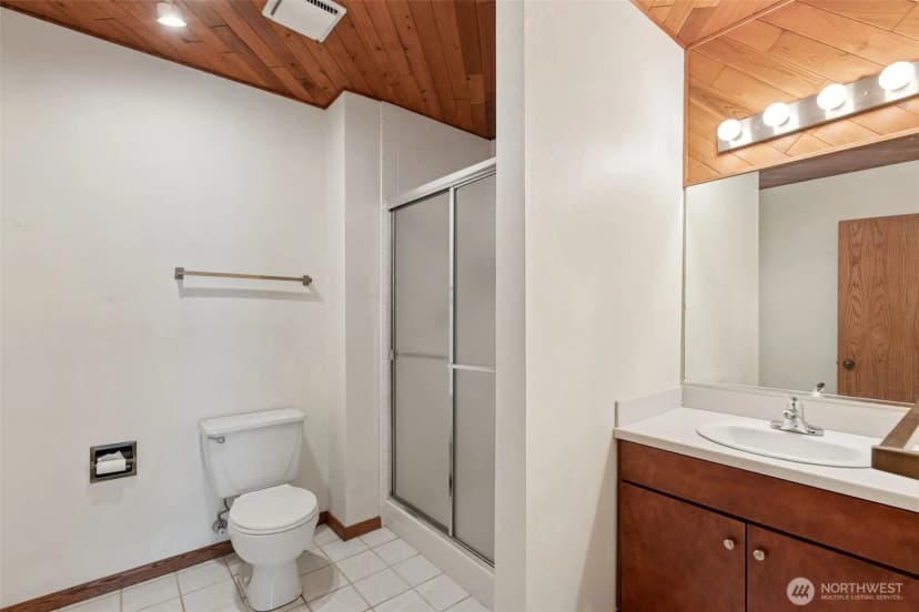 Property photo for 5019 E Mercer Way, Mercer Island photo 21