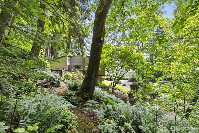 Property photo for 5019 E Mercer Way, Mercer Island photo 26