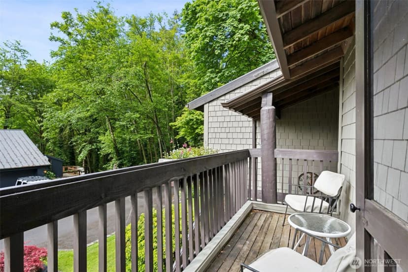 Property photo for 5019 E Mercer Way, Mercer Island photo 13