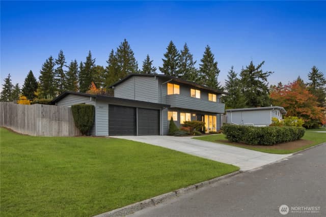 Property photo for 16802 Ne 6th Place, Bellevue