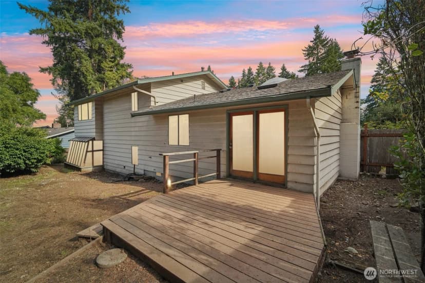 Property photo for 1261 150th Avenue Se, Bellevue photo 23