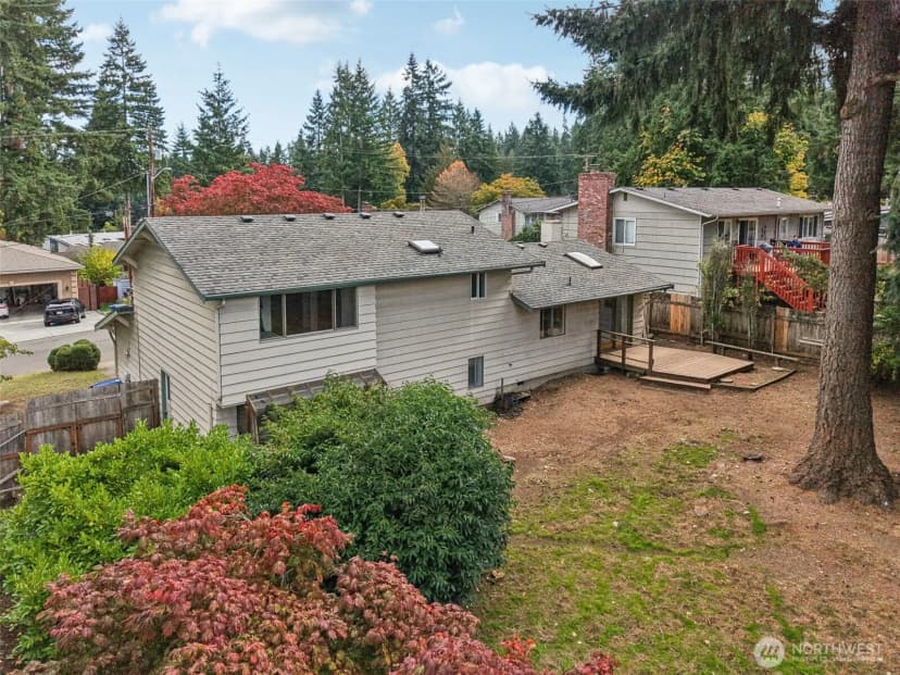 Property photo for 1261 150th Avenue Se, Bellevue photo 21