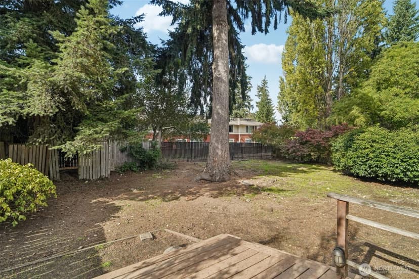 Property photo for 1261 150th Avenue Se, Bellevue photo 22