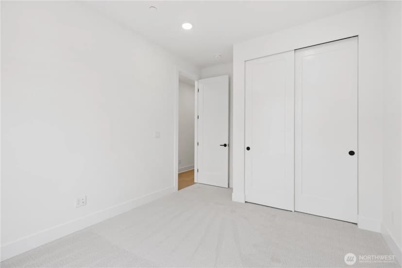 Property photo for 12207 137th Place Ne #2602, Redmond photo 15