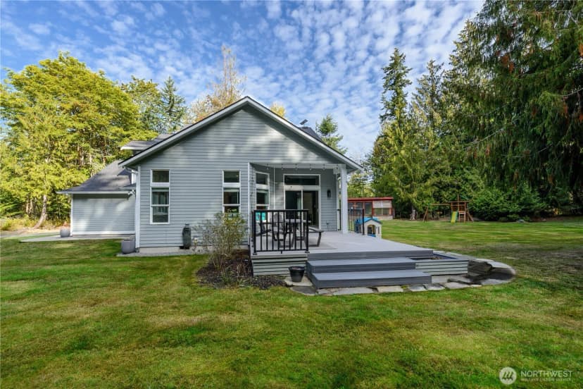 Property photo for 1404 Ripplebrook Dr, Port Angeles photo 32