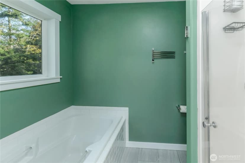 Property photo for 1404 Ripplebrook Dr, Port Angeles photo 21