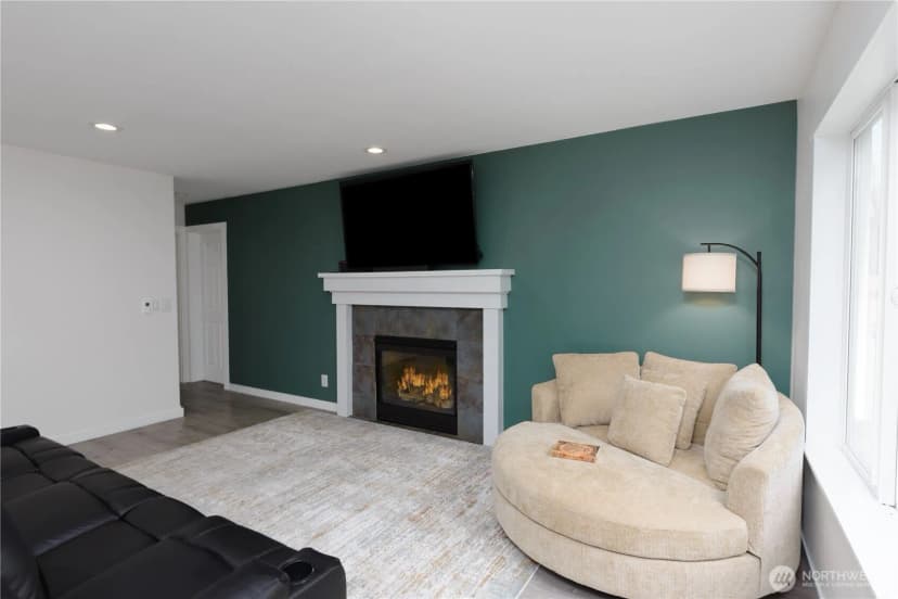 Property photo for 1404 Ripplebrook Dr, Port Angeles photo 16