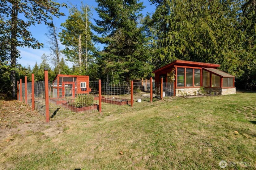 Property photo for 1404 Ripplebrook Dr, Port Angeles photo 36