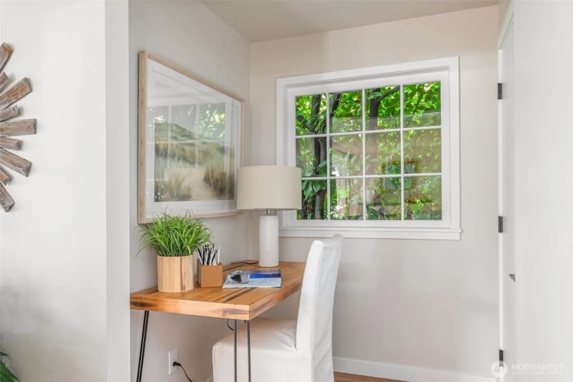 Property photo for 16039 Maplewild Avenue Sw, Burien photo 8