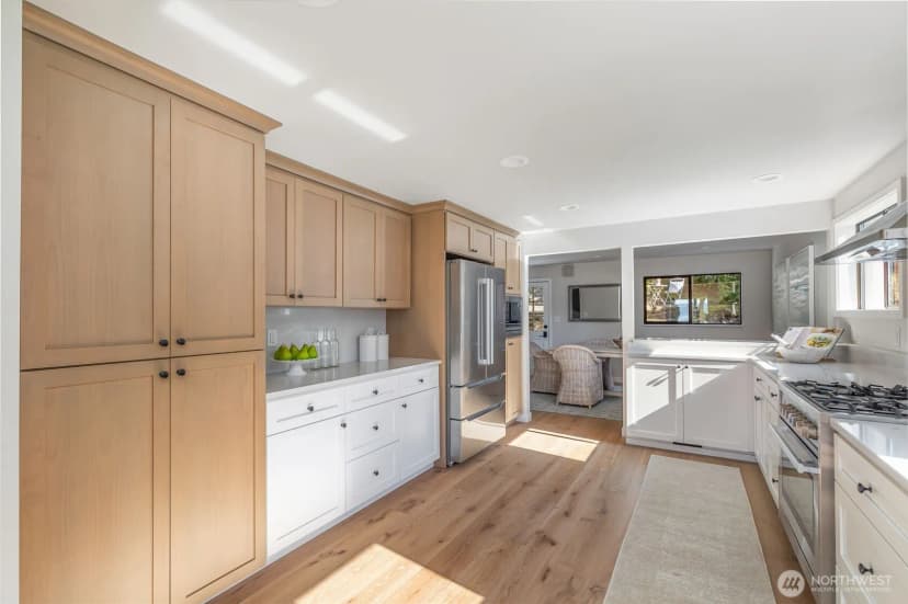 Property photo for 16039 Maplewild Avenue Sw, Burien photo 11