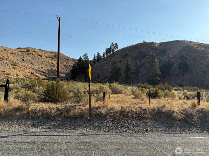 Property photo for 2200 Antoine Creek Road, Chelan photo 2