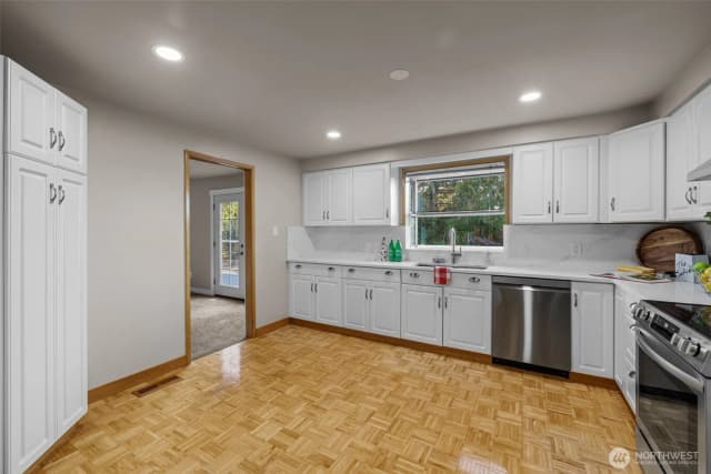 Property photo for 4404 Madrona Lane Nw, Gig Harbor photo 5