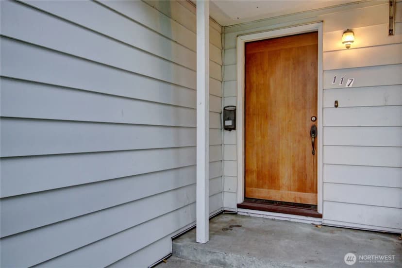 Property photo for 117 Talcott Street, Sedro Woolley photo 2