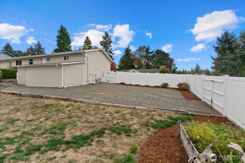 Property photo for 30035 47th Place S, Auburn photo 31